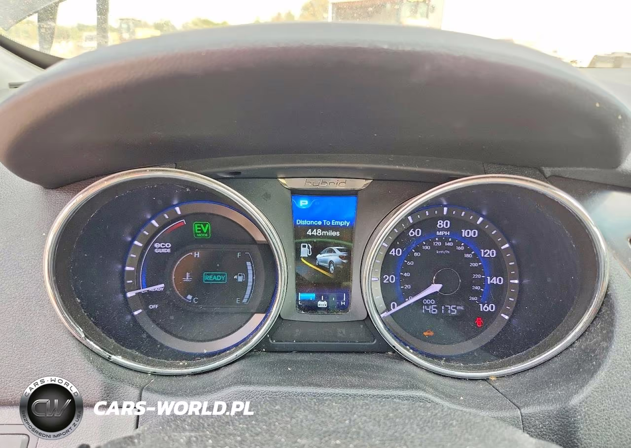 2013 Hyundai Sonata Hybrid VIN:KMHEC4A41DA093242 - 9