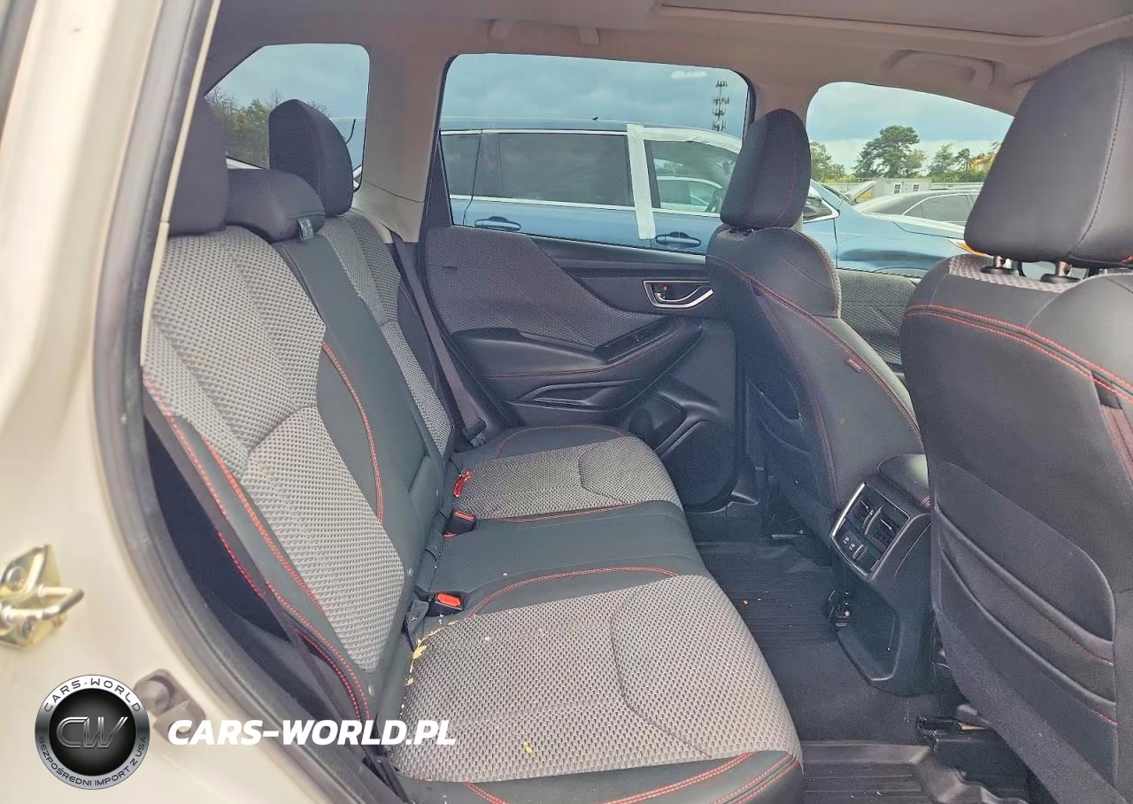 2019 Subaru Forester Sport VIN:JF2SKAKC0KH513190 - 11