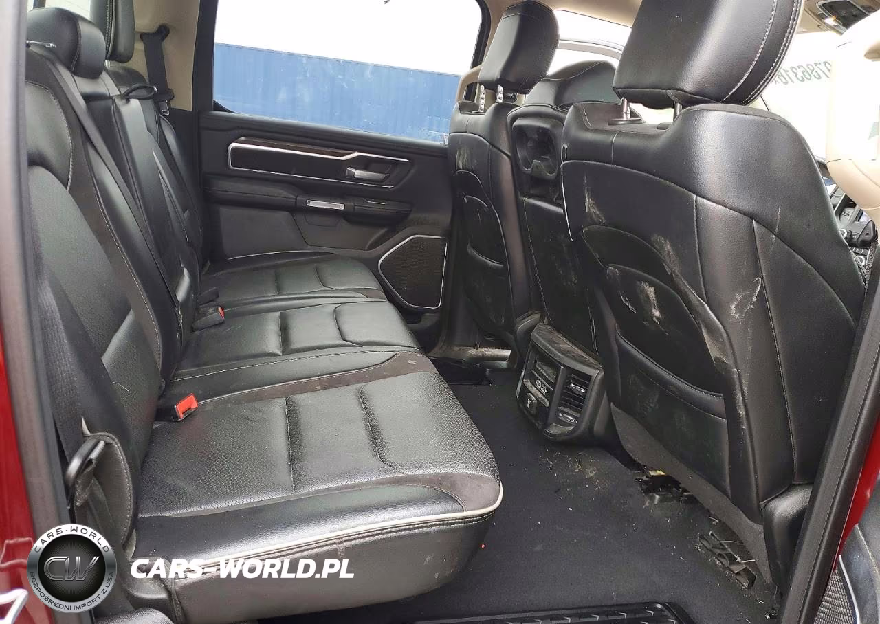 2019 Ram 1500 Laramie VIN:1C6SRFJT5KN528219 - 10