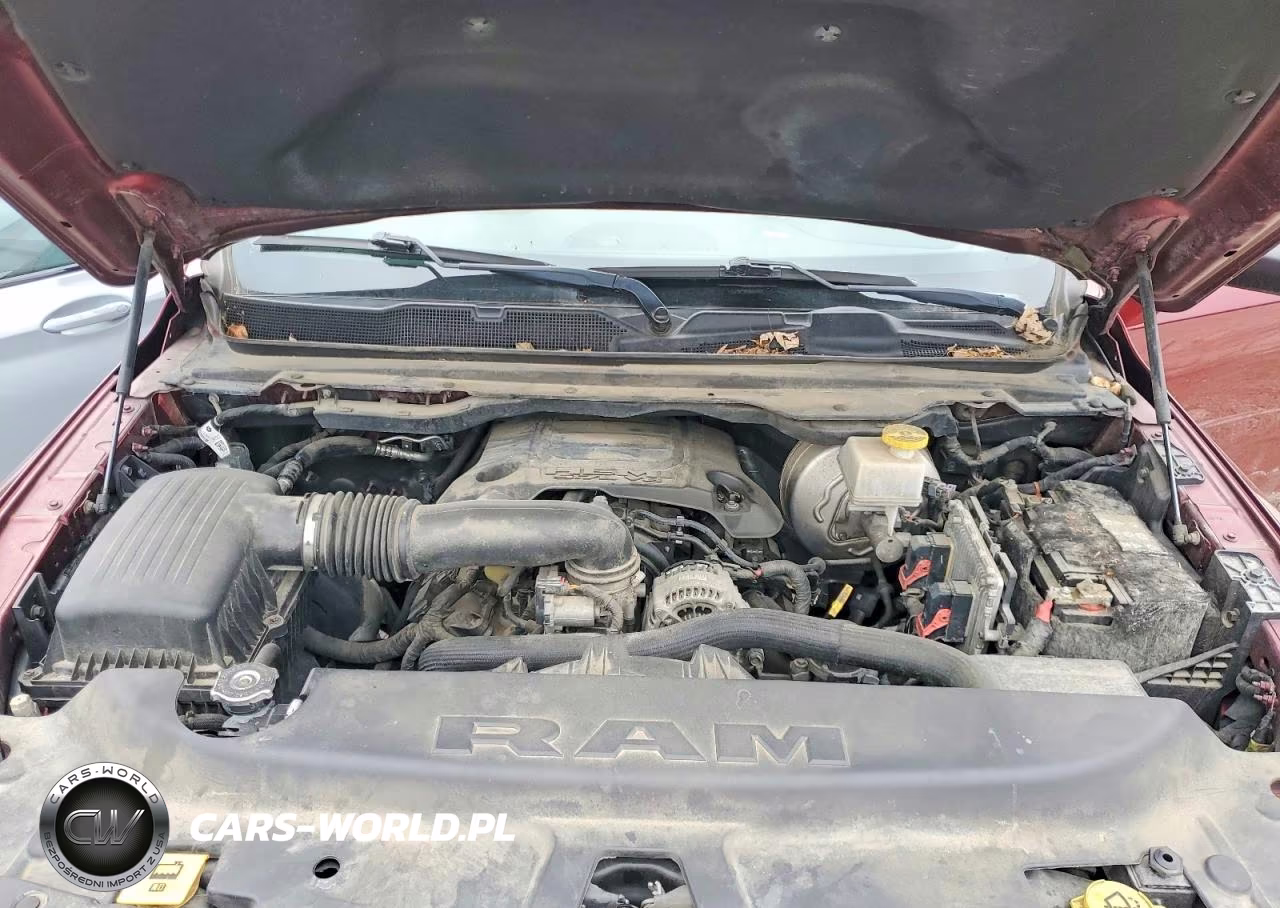 2019 Ram 1500 Laramie VIN:1C6SRFJT5KN528219 - 11