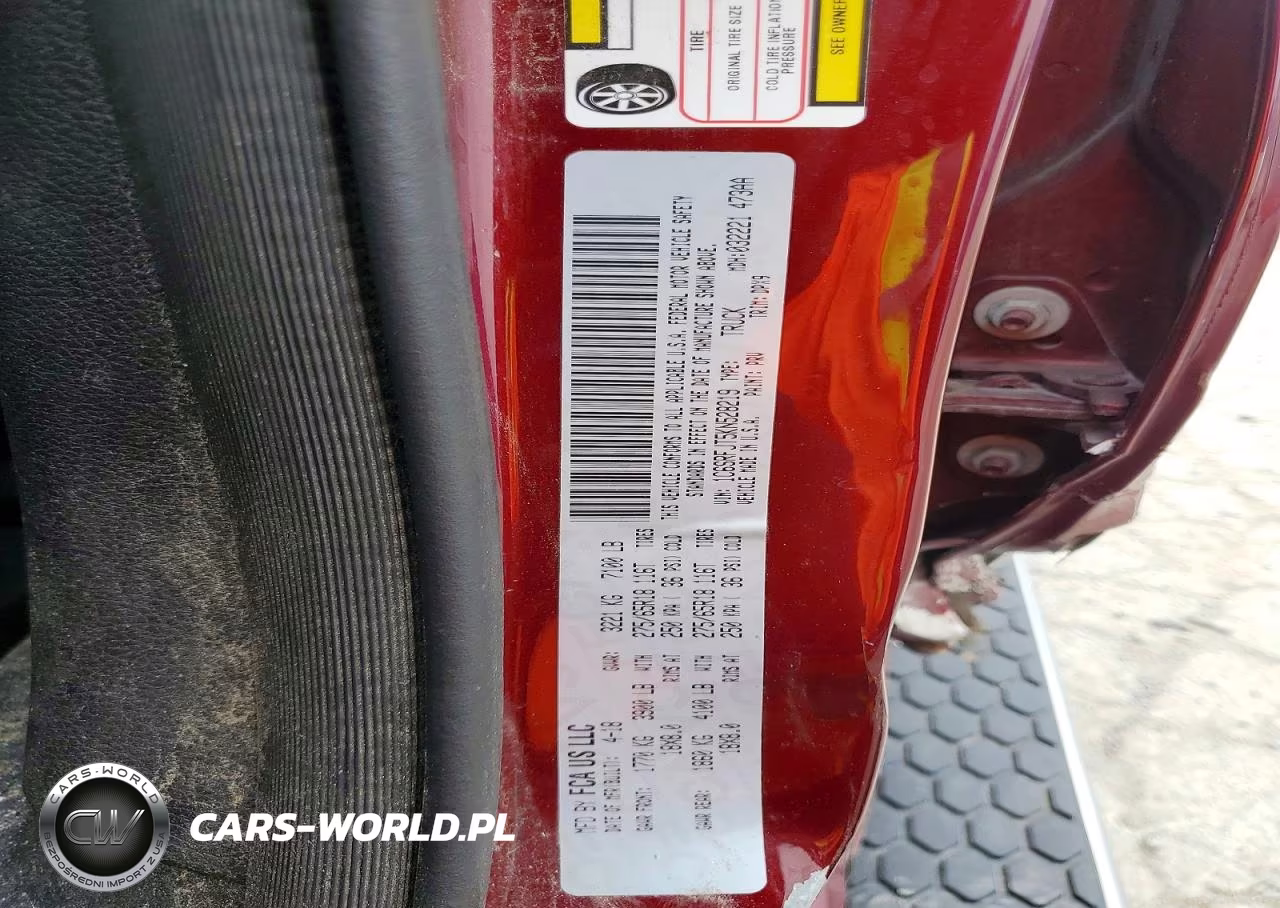 2019 Ram 1500 Laramie VIN:1C6SRFJT5KN528219 - 12