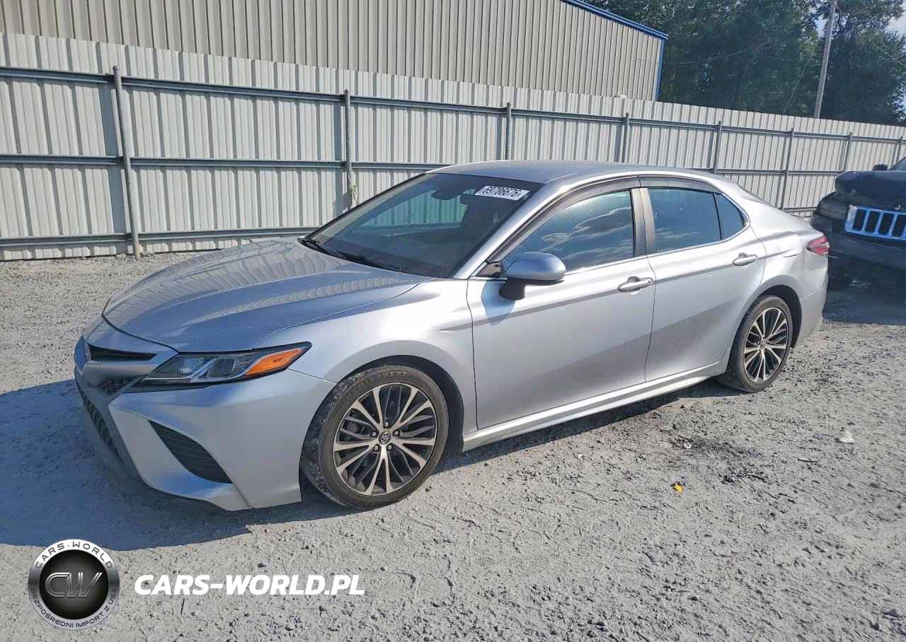 2018 Toyota Camry Se VIN:4T1B11HK7JU077164 - 1