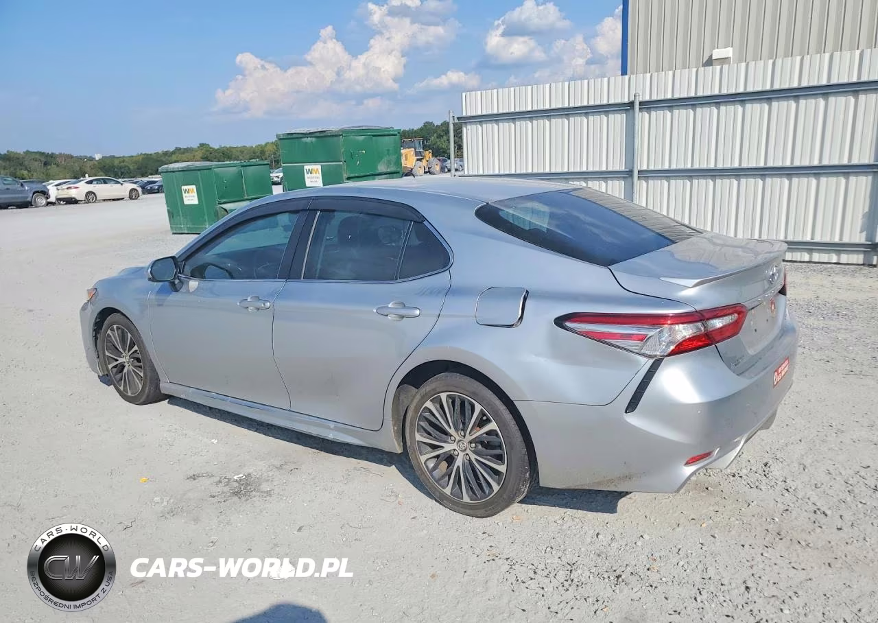 2018 Toyota Camry Se VIN:4T1B11HK7JU077164 - 2