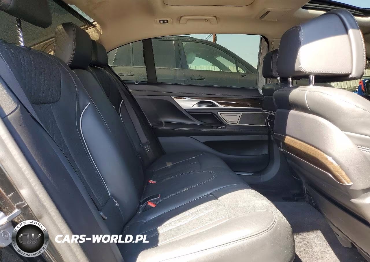 2020 BMW 750 Xi VIN:WBA7U2C03LGM27272 - 10
