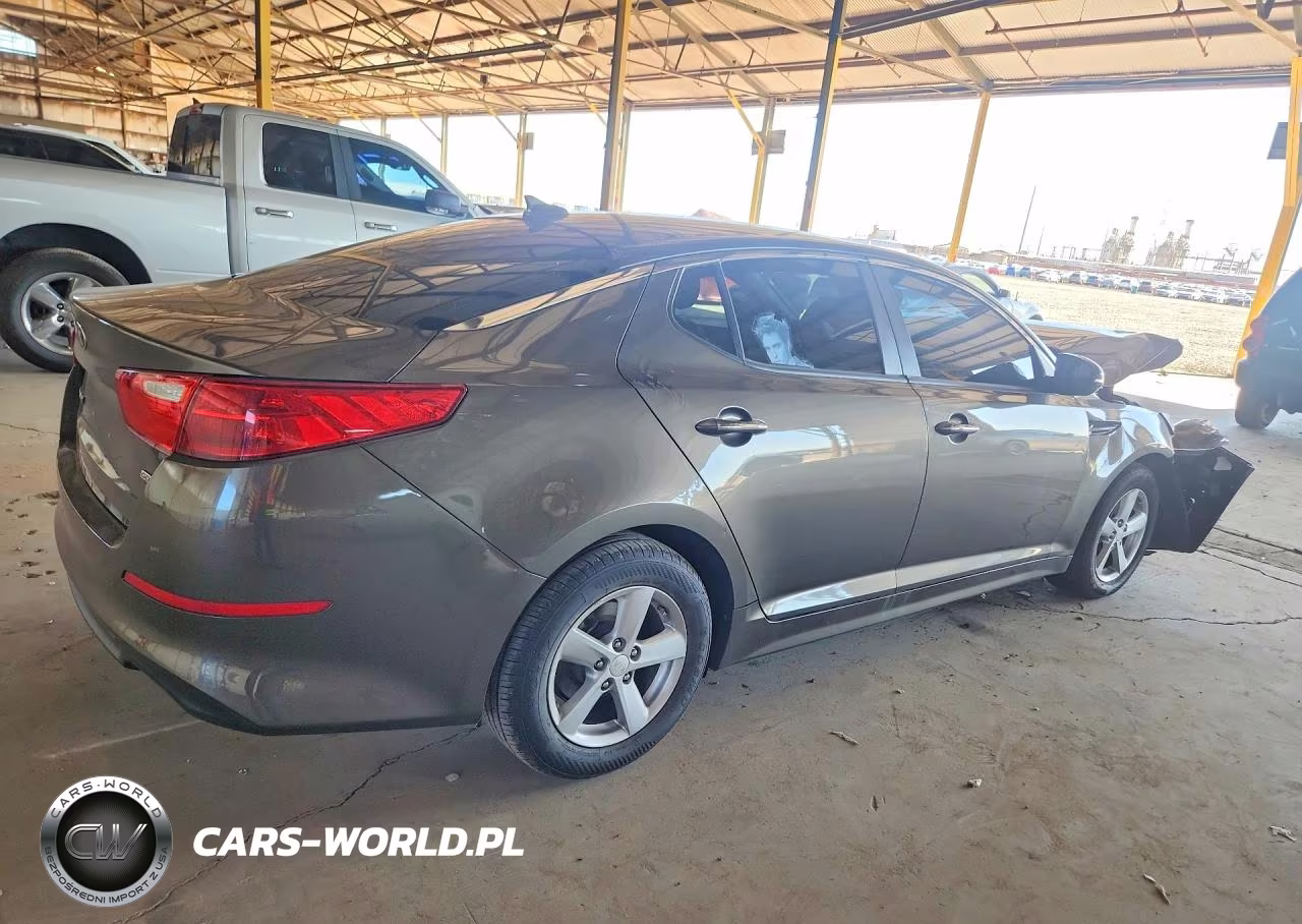 2015 Kia Optima Lx VIN:5XXGM4A72FG377247 - 3