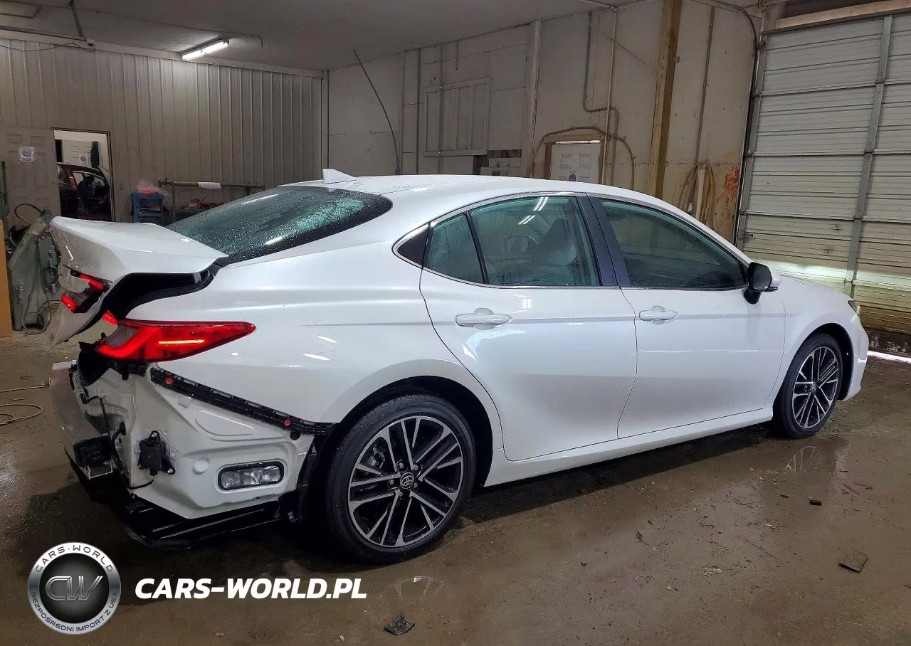 2026 Toyota Camry Xle VIN:4T1DAACK8TU335212 - 3