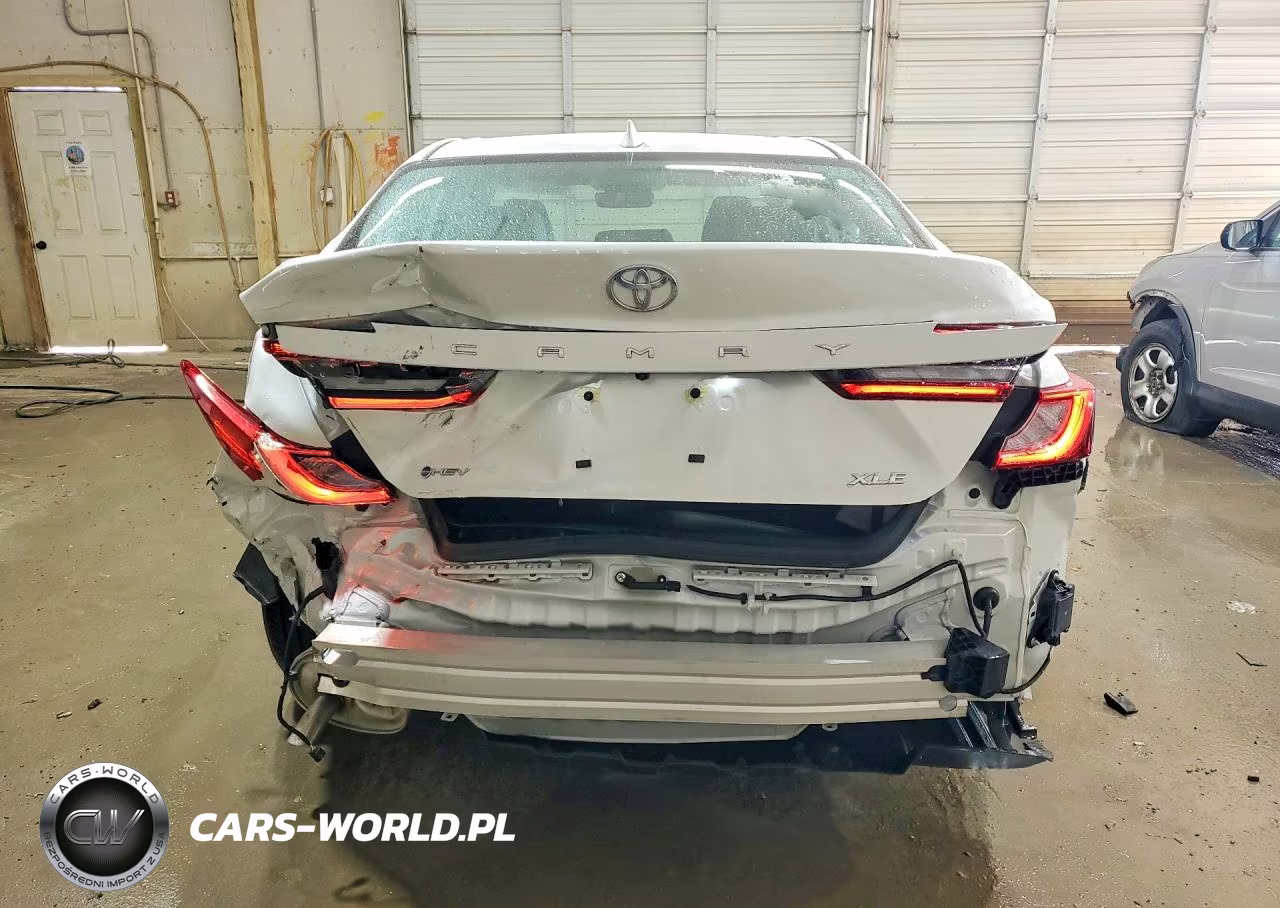 2026 Toyota Camry Xle VIN:4T1DAACK8TU335212 - 6