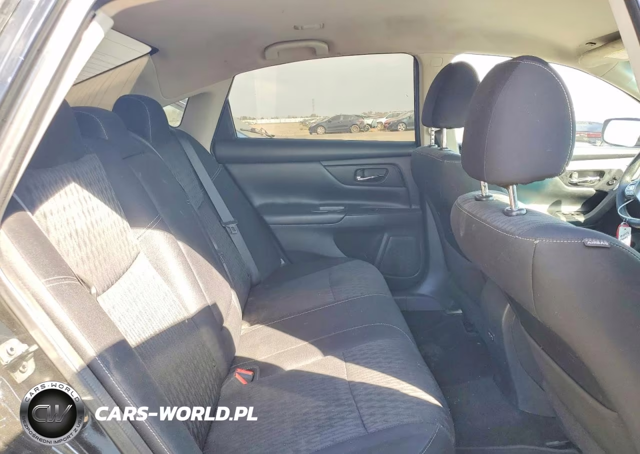 2018 Nissan Altima 2.5 S VIN:1N4AL3AP0JC180126 - 10