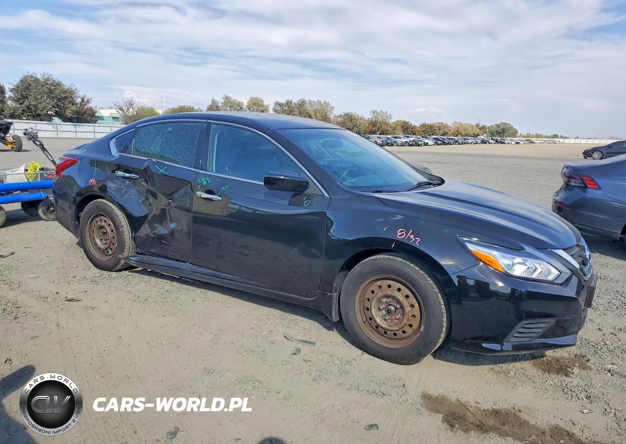 2018 Nissan Altima 2.5 S VIN:1N4AL3AP0JC180126 - 4