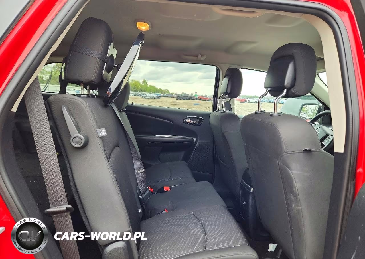 2018 Dodge Journey Se VIN:3C4PDCAB1JT347331 - 10