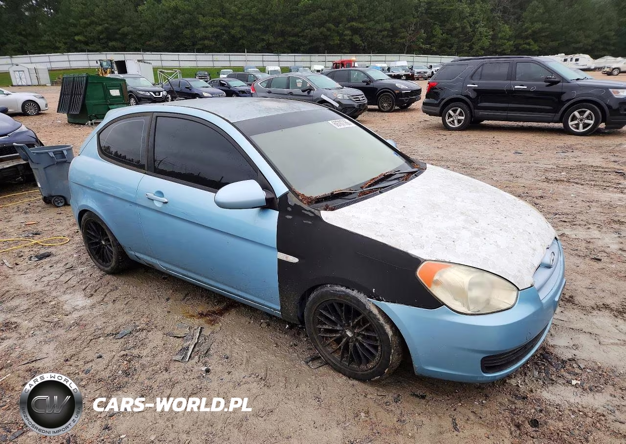 2009 Hyundai Accent Gs VIN:KMHCM36C09U129166 - 4