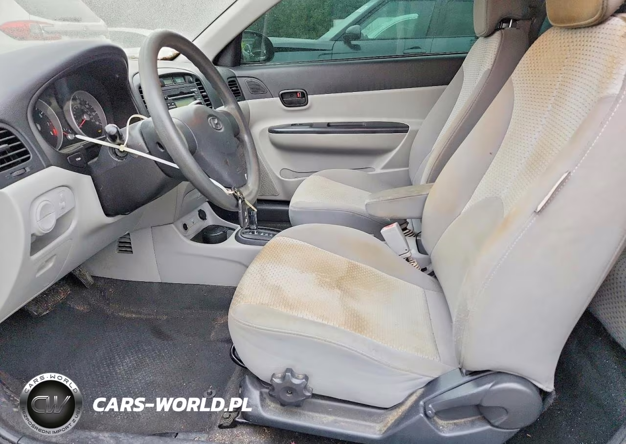 2009 Hyundai Accent Gs VIN:KMHCM36C09U129166 - 7