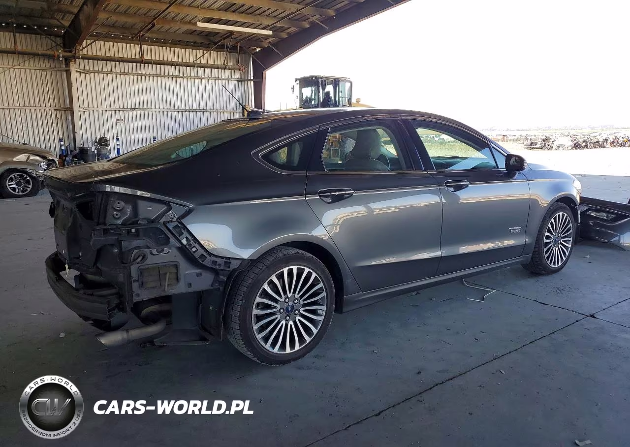 2017 Ford Fusion Se Phev VIN:3FA6P0PU5HR258143 - 3