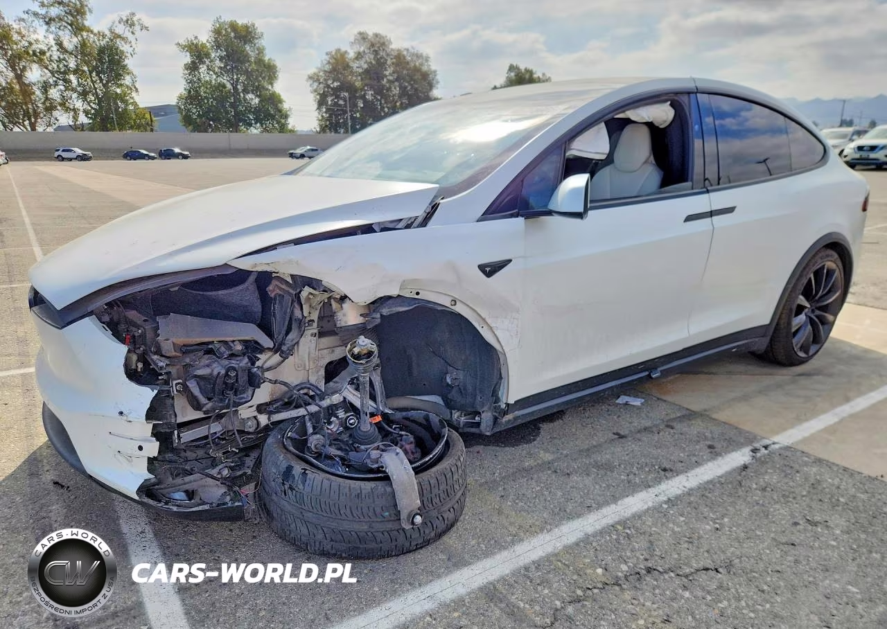 2018 Tesla Model X VIN:5YJXCBE26JF120593 - 1