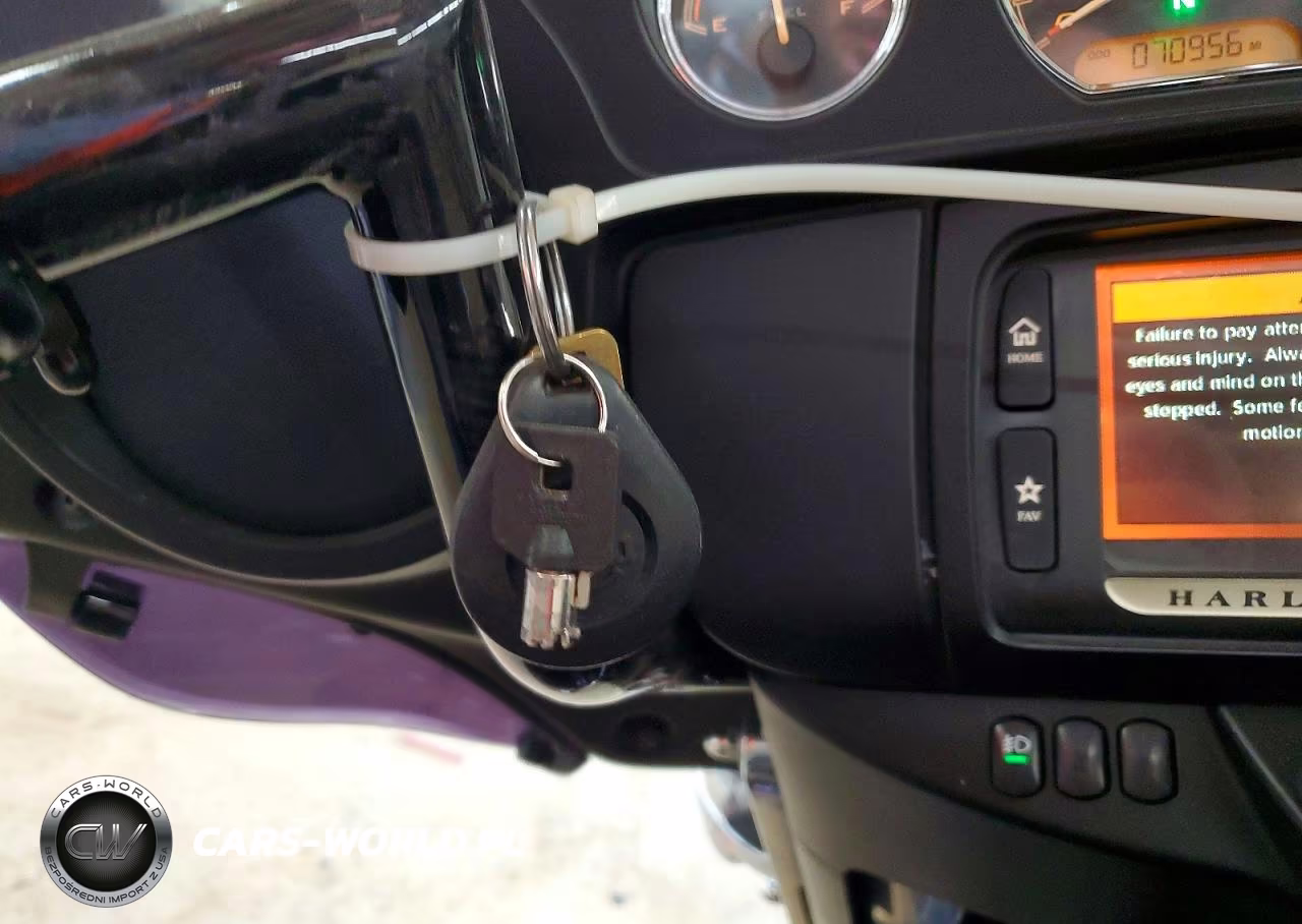 2019 Harley-Davidson Flhtcu VIN:1HD1FCC11KB675337 - 8