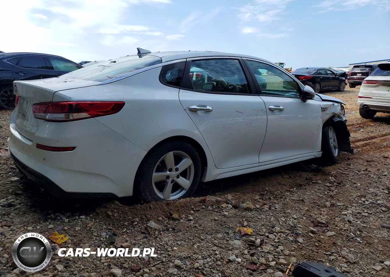 2019 Kia Optima Lx VIN:5XXGT4L35KG339132 - 3