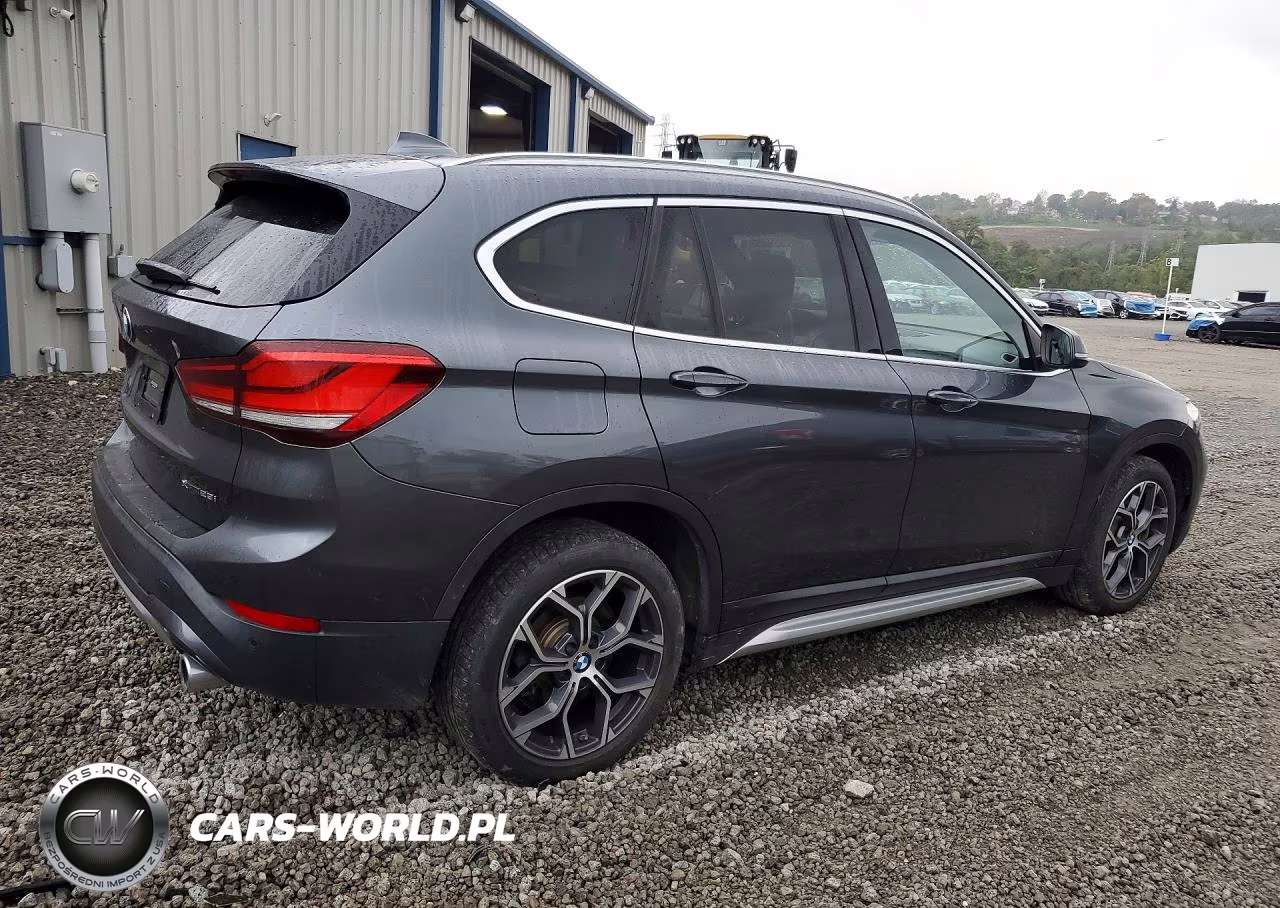2021 BMW X1 xDrive28I VIN:WBXJG9C03M5T75022 - 3
