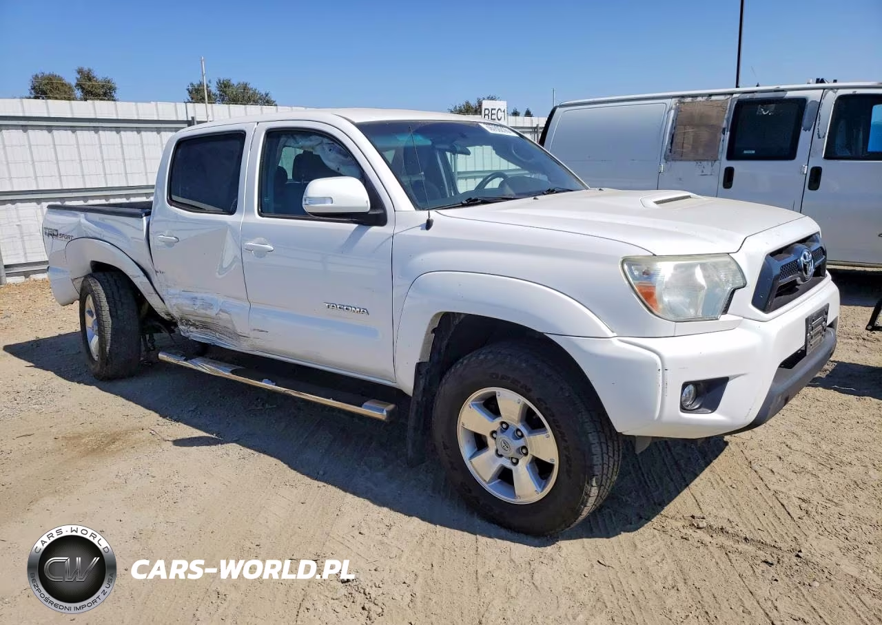2015 Toyota Tacoma Double Cab Prerunner VIN:3TMJU4GN2FM191377 - 4