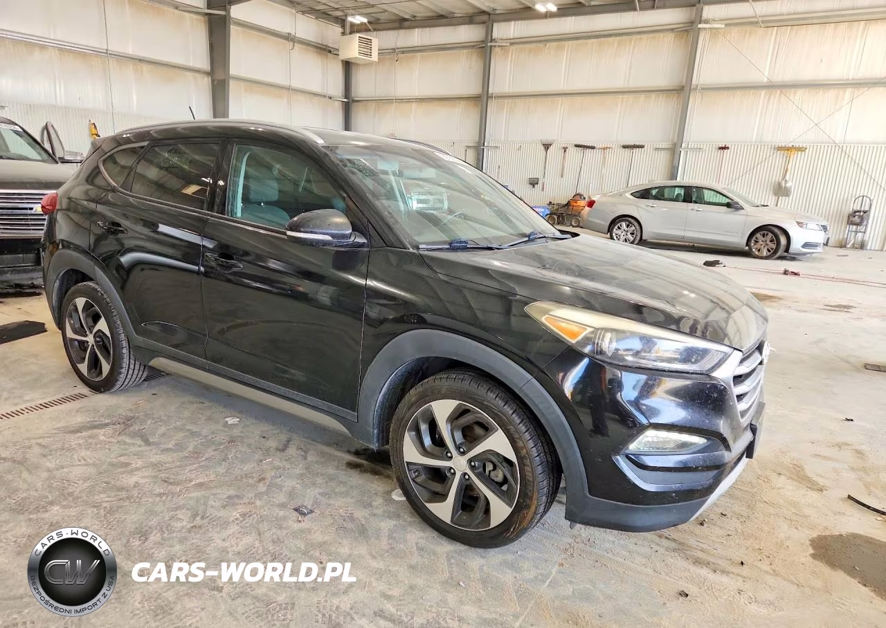 2017 Hyundai Tucson Sport VIN:KM8J33A27HU279640 - 4