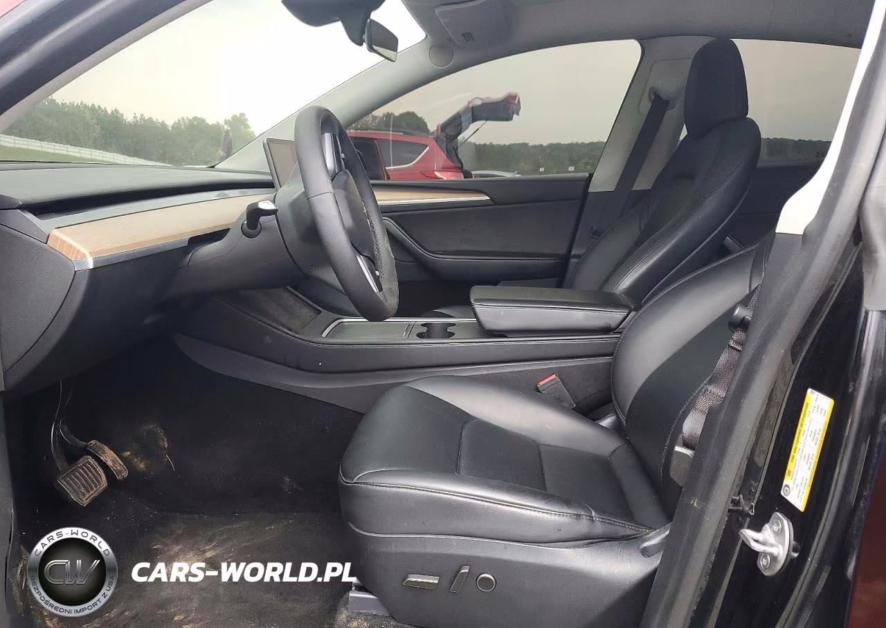 2024 Tesla Model Y VIN:7SAYGDEE8RA250319 - 7