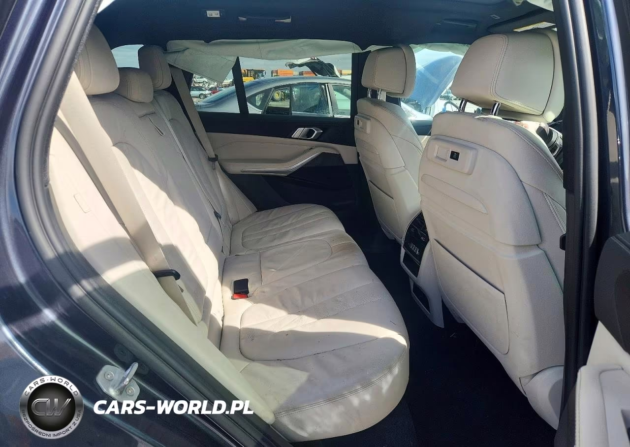 2020 BMW X5 xDrive40I VIN:5UXCR6C06L9C39653 - 11