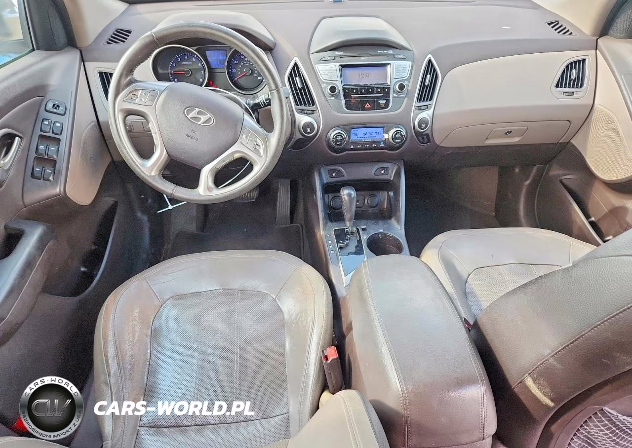 2010 Hyundai Tucson Limited VIN:KM8JU3AC1AU083916 - 8