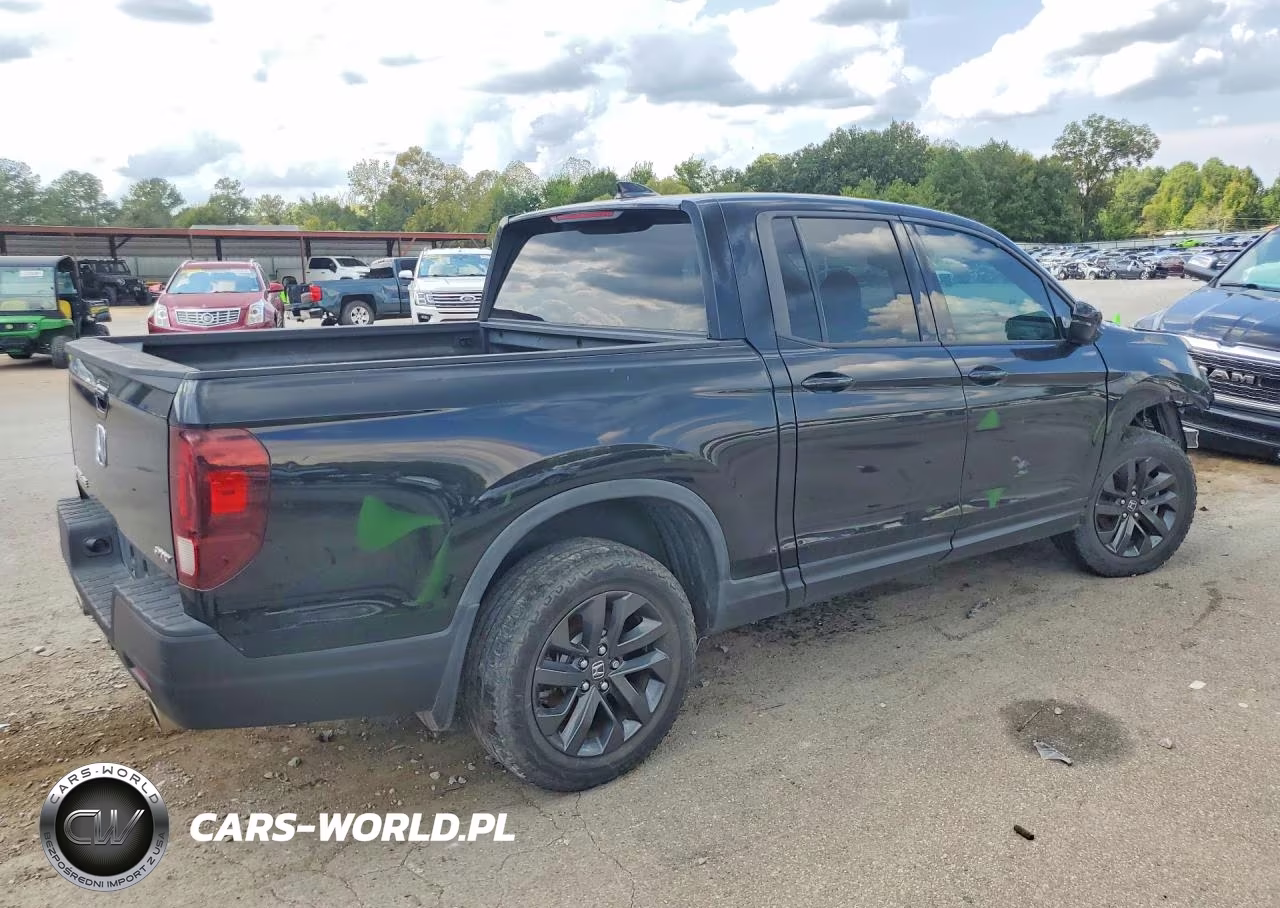 2023 Honda Ridgeline Sport VIN:5FPYK3F12PB048780 - 3