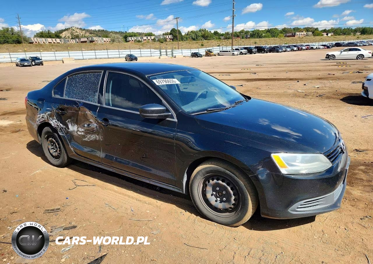 2014 Volkswagen Jetta Base VIN:3VW2K7AJ3EM353353 - 4