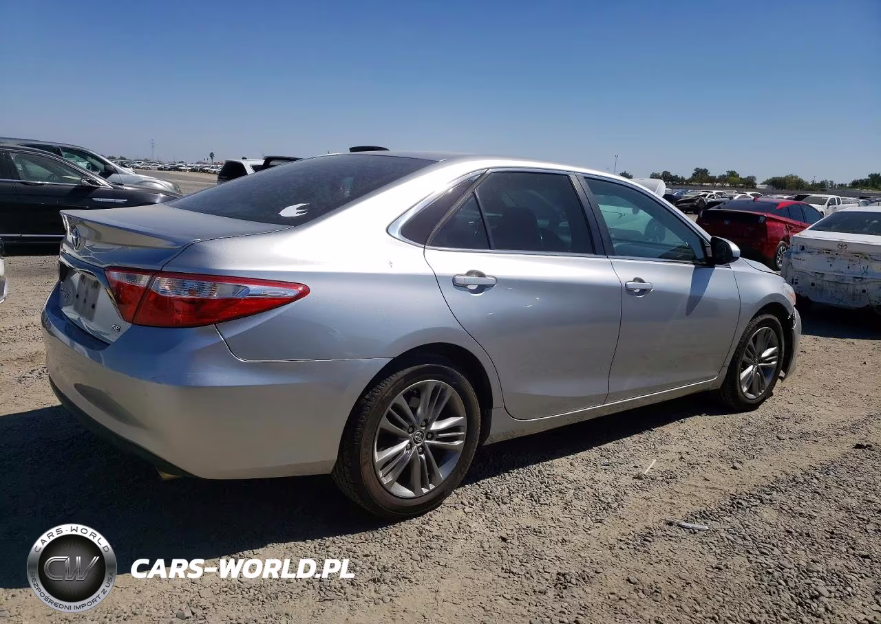 2016 Toyota Camry Se VIN:4T1BF1FK5GU174151 - 3