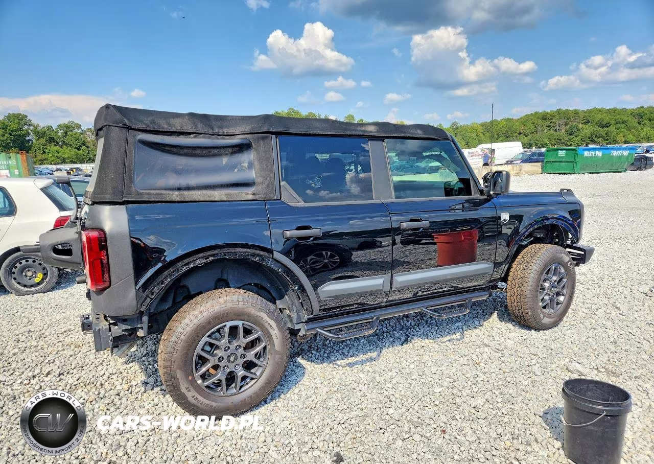 2021 Ford Bronco Base VIN:1FMDE5BH0MLA61884 - 3