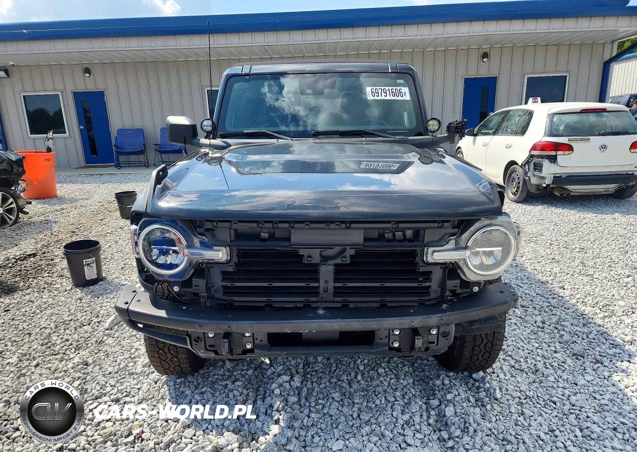 2021 Ford Bronco Base VIN:1FMDE5BH0MLA61884 - 5