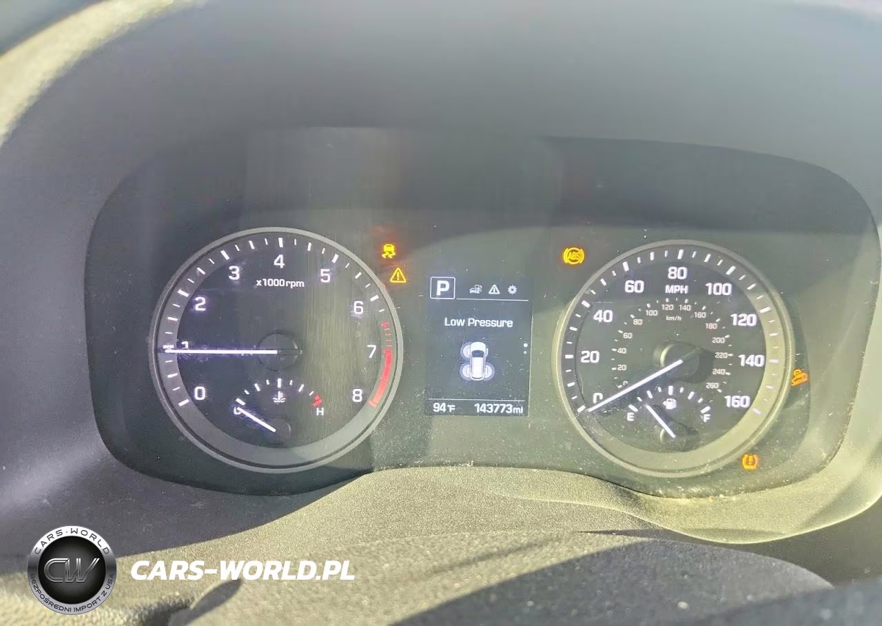 2016 Hyundai Tucson Se VIN:KM8J23A47GU051771 - 9