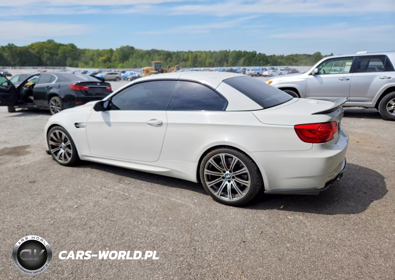 2011 BMW M3 VIN:WBSDX9C5XBE399040 - 2