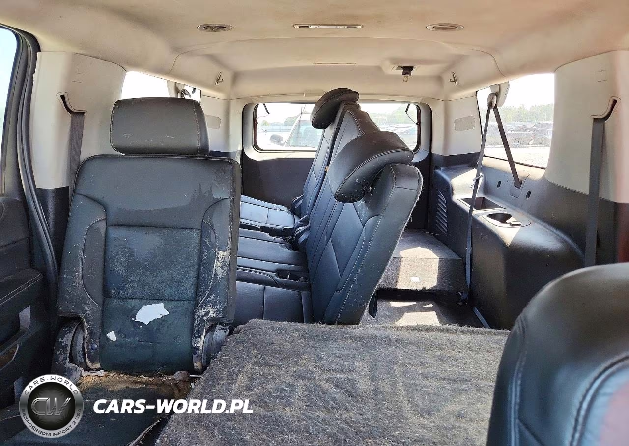 2019 Chevrolet Suburban C1500 Lt VIN:1GNSCHKC8KR118423 - 10
