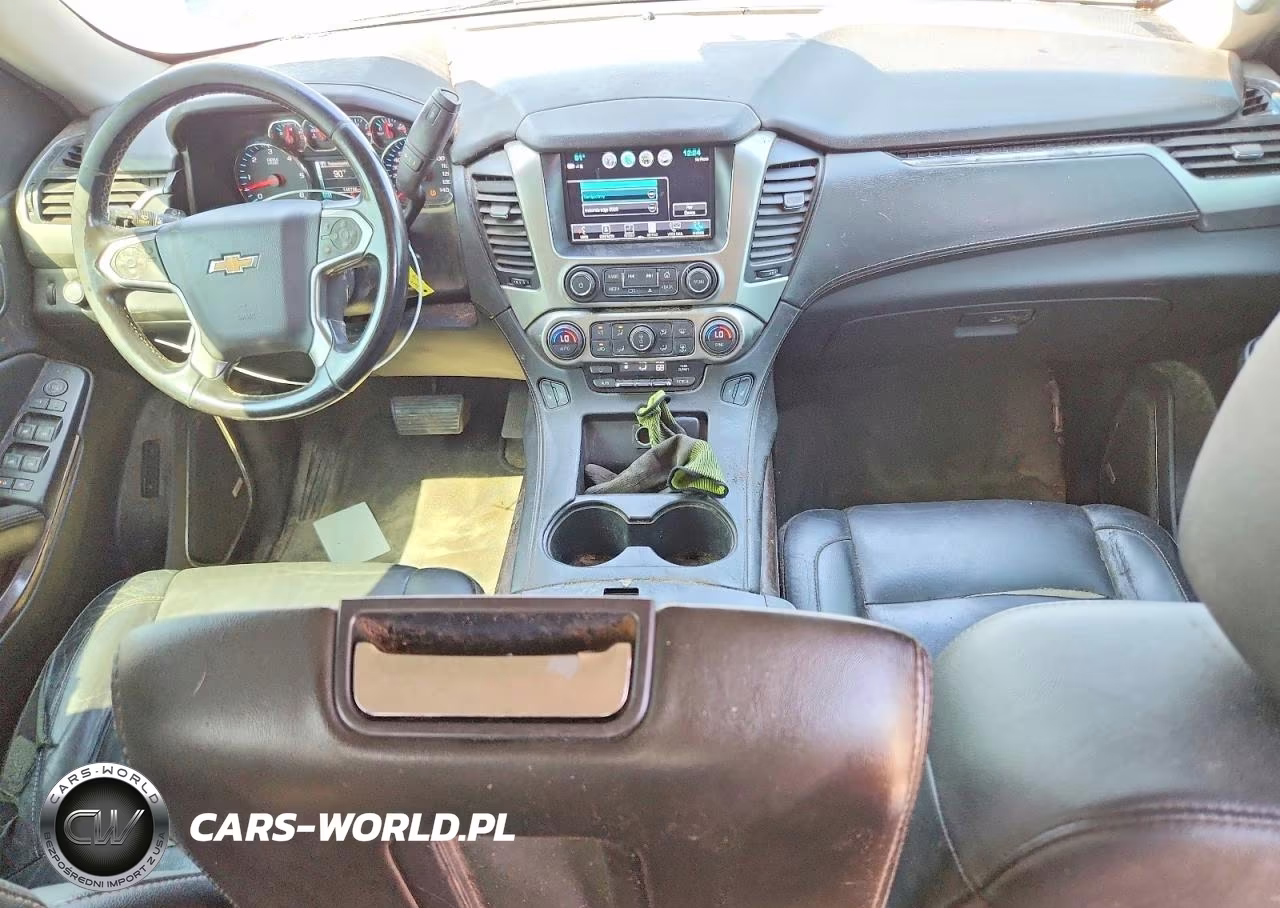 2019 Chevrolet Suburban C1500 Lt VIN:1GNSCHKC8KR118423 - 8