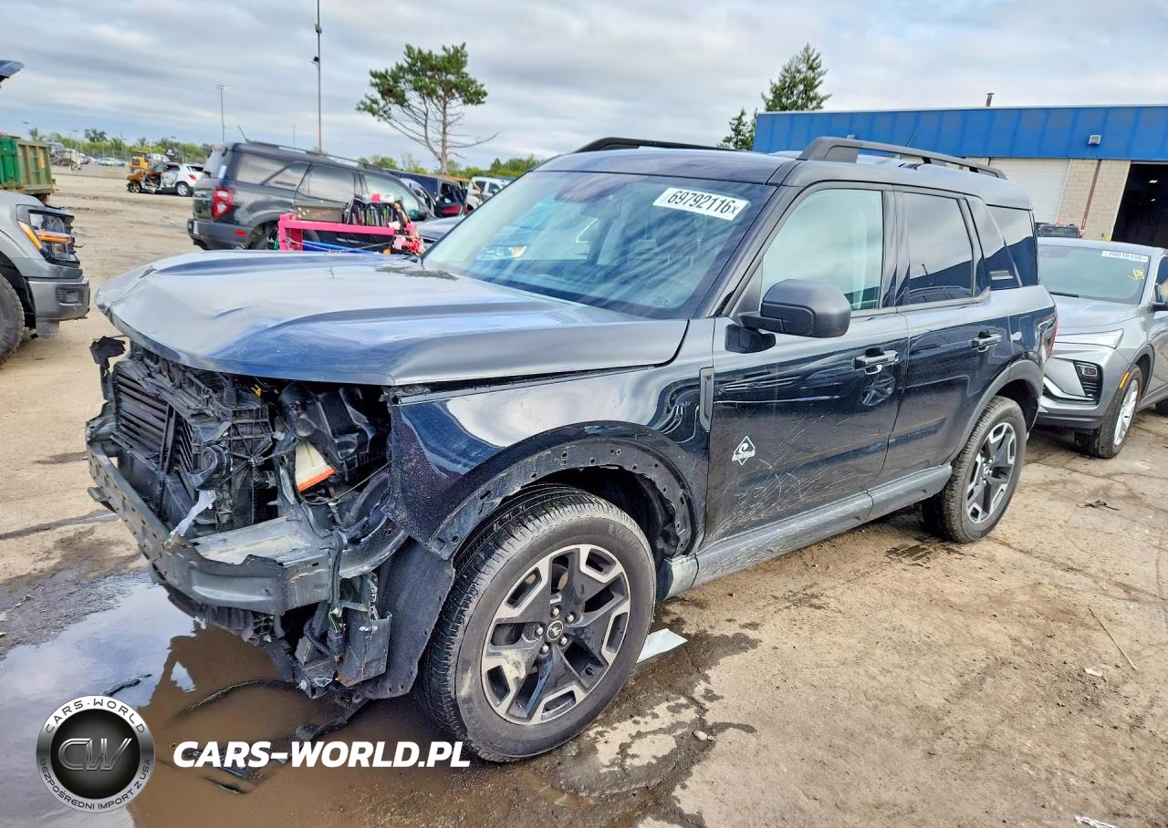 2021 Ford Bronco Sport Outer Banks VIN:3FMCR9C64MRB38049 - 1