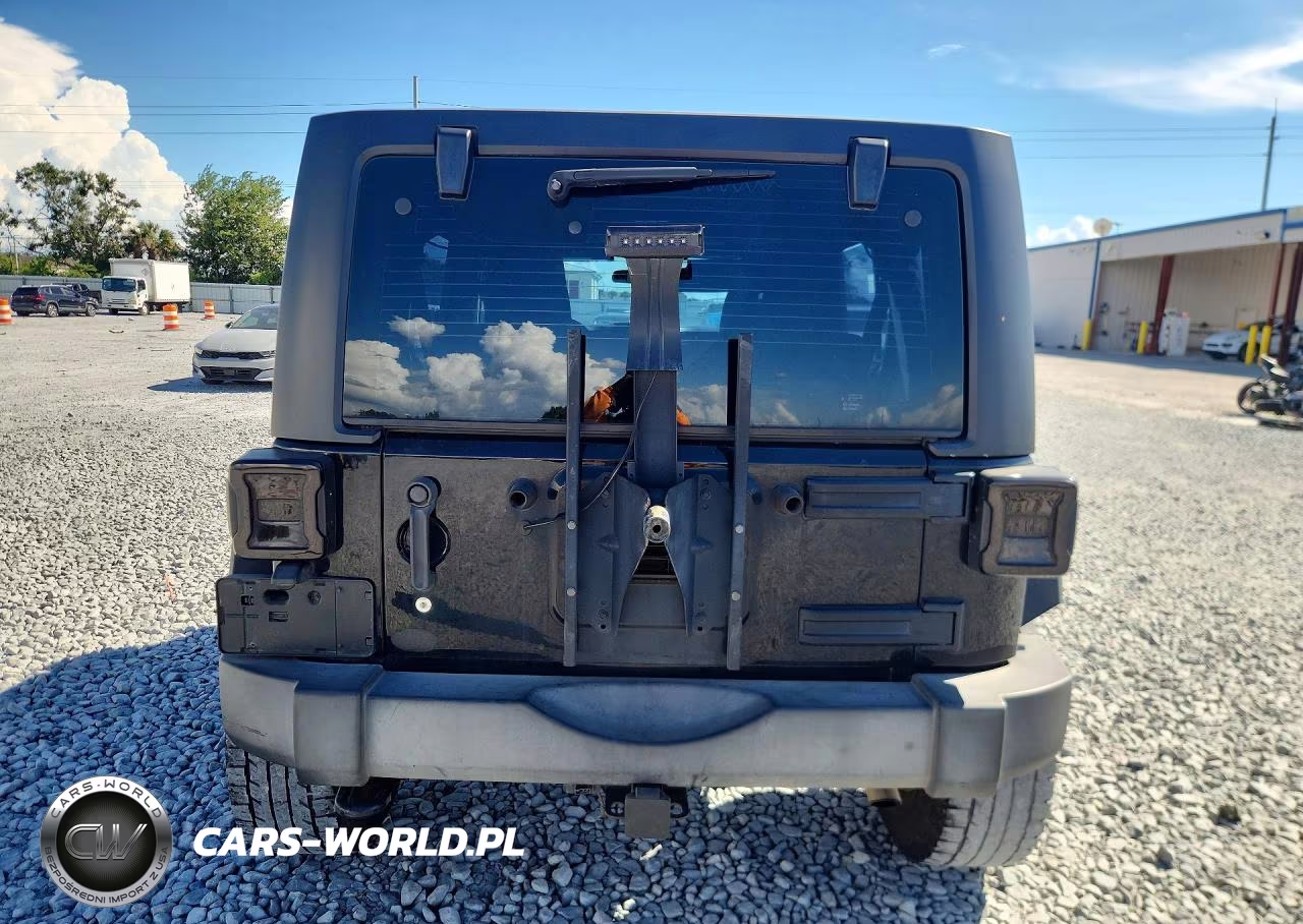 2016 Jeep Wrangler Unlimited Sport VIN:1C4BJWDG3GL134543 - 6