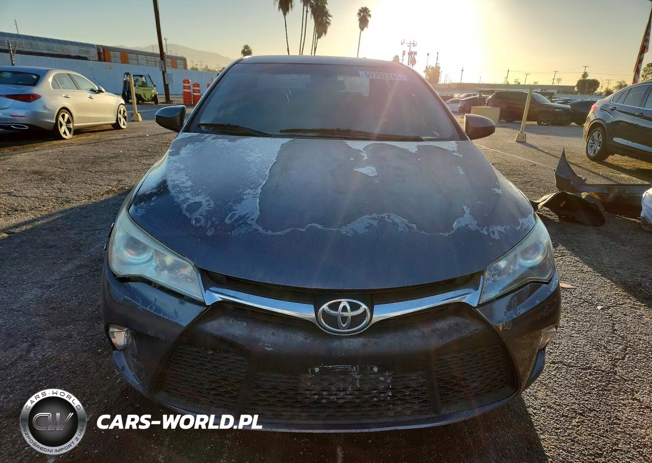 2016 Toyota Camry Se VIN:4T1BF1FK8GU231569 - 5