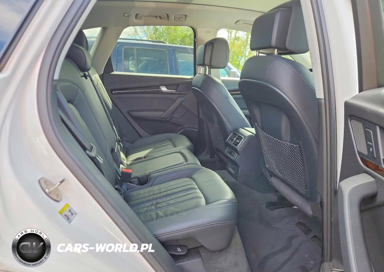 2018 Audi Q5 Premium Plus VIN:WA1BNAFY7J2168232 - 11