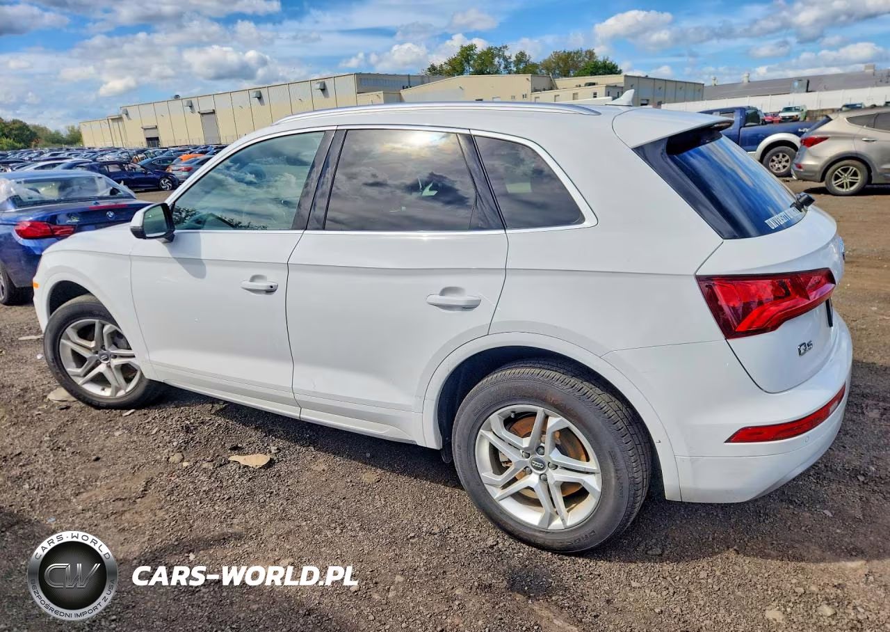 2018 Audi Q5 Premium Plus VIN:WA1BNAFY7J2168232 - 2