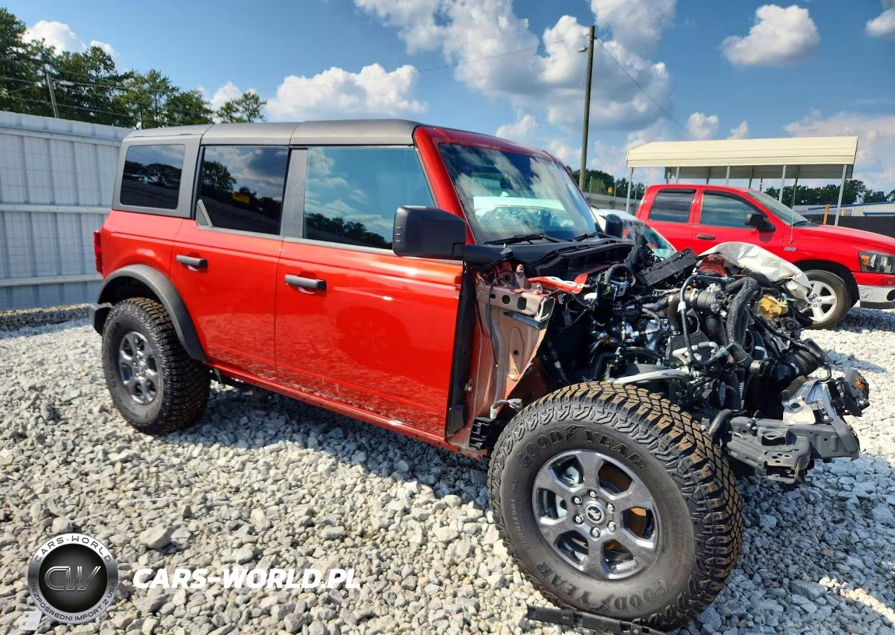 2022 Ford Bronco Base VIN:1FMDE5BH5NLA99760 - 4