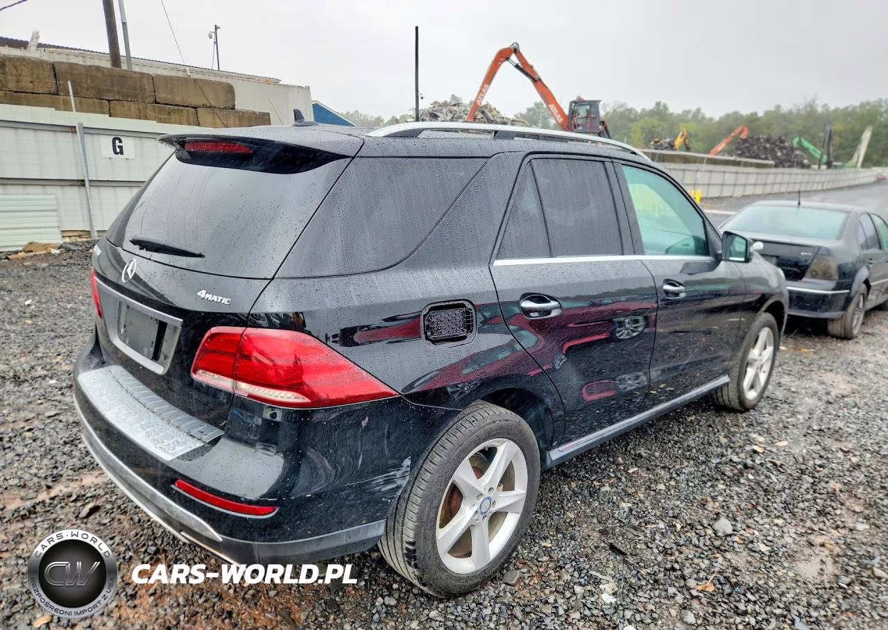 2017 Mercedes-Benz Gle 350 4Matic VIN:4JGDA5HBXHA870986 - 3
