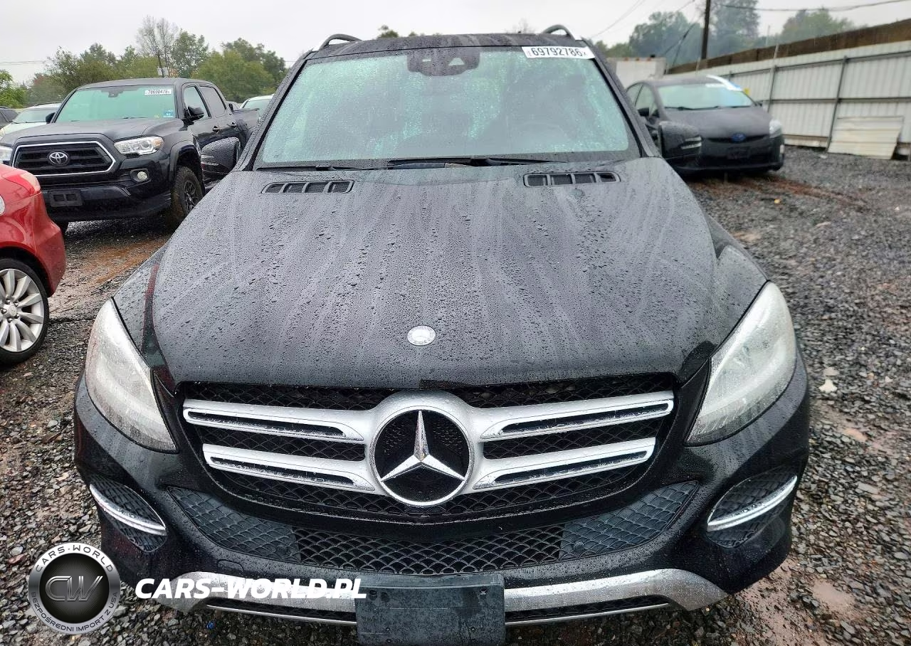 2017 Mercedes-Benz Gle 350 4Matic VIN:4JGDA5HBXHA870986 - 5