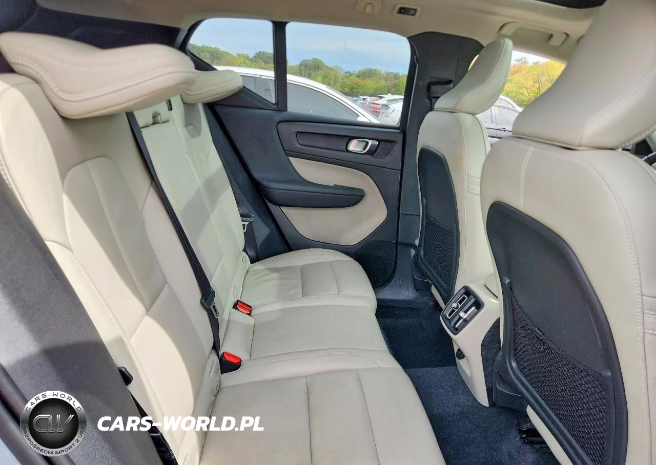 2019 Volvo Xc40 T5 Momentum VIN:YV4162UK0K2104423 - 10
