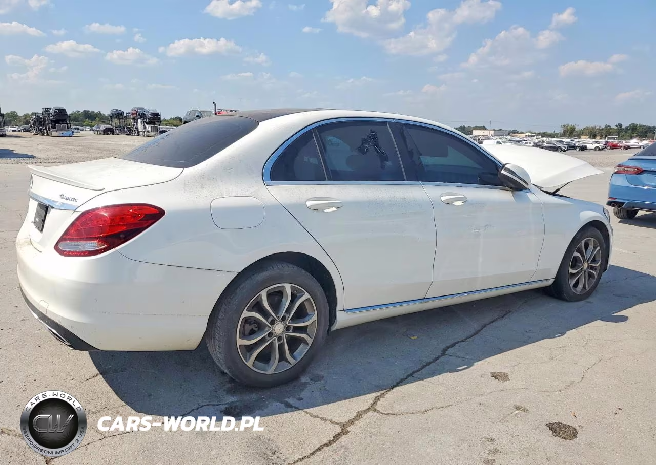 2016 Mercedes-Benz C 300 4Matic VIN:55SWF4KB6GU109412 - 3