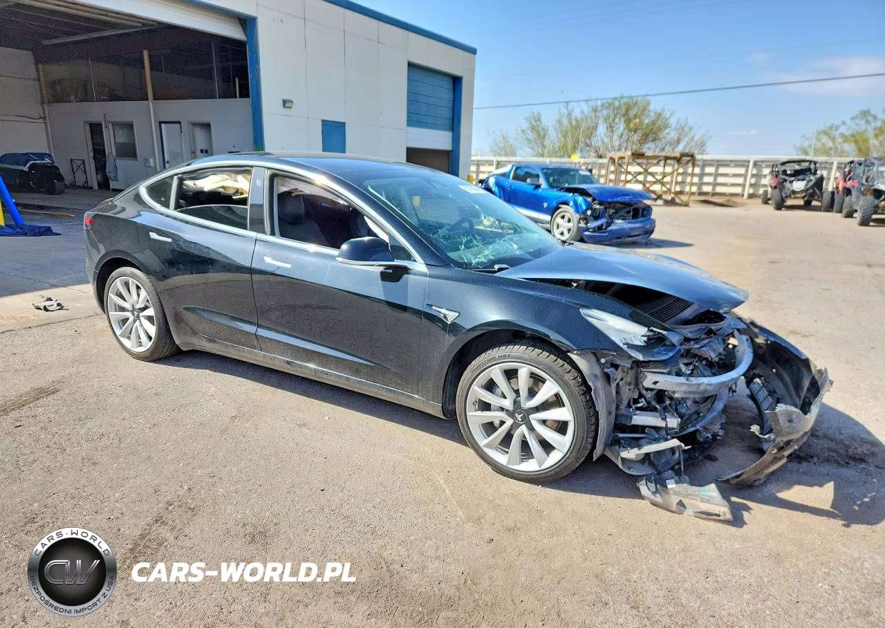 2019 Tesla Model 3 VIN:5YJ3E1EA6KF401790 - 4