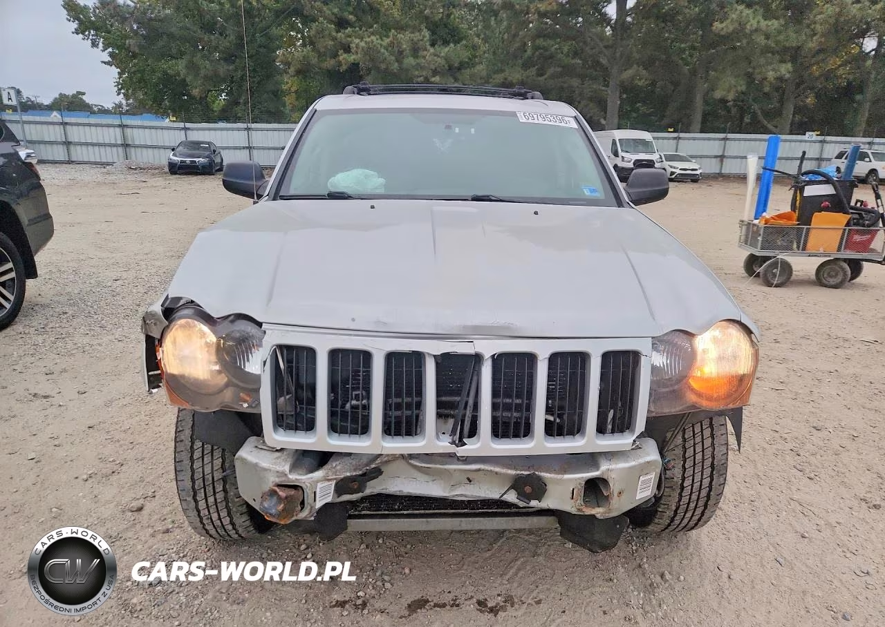 2008 Jeep Grand Cherokee Laredo VIN:1J8GS48K78C104641 - 5