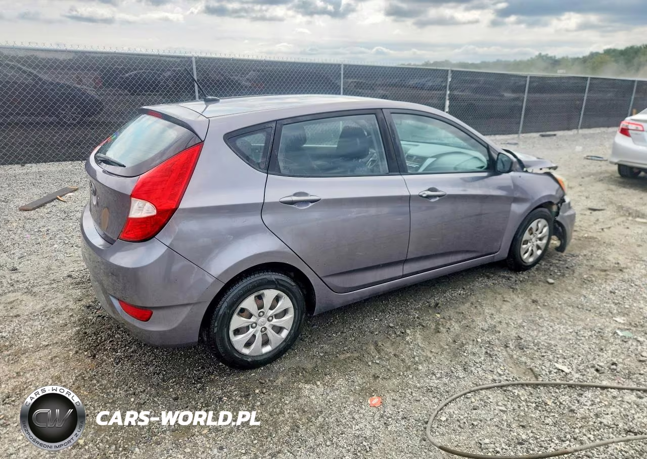 2015 Hyundai Accent Gs VIN:KMHCT5AE9FU222576 - 3