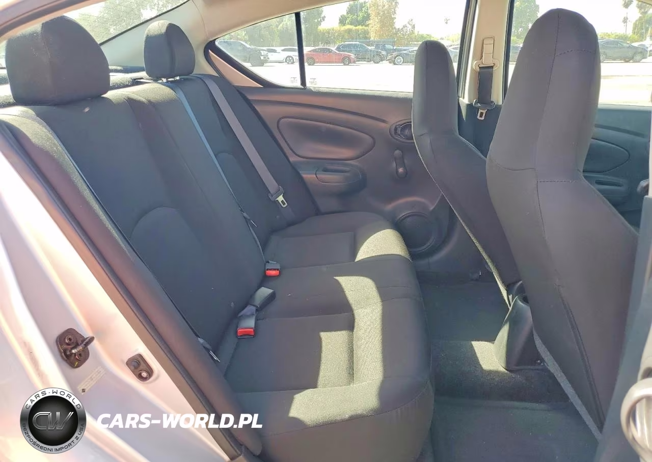 2016 Nissan Versa 1.6 S Plus VIN:3N1CN7AP5GL866554 - 10