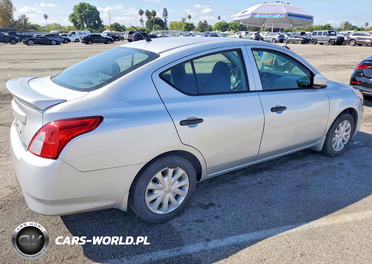 2016 Nissan Versa 1.6 S Plus VIN:3N1CN7AP5GL866554 - 3